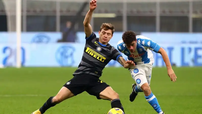 Al 71' la svolta: Ospina travolge Darmian in area. Per l'Inter c'è un sospetto fuorigioco, ma Massa ordina il rigore.