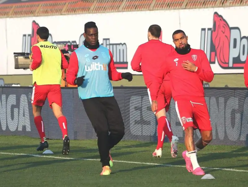 Balotelli, anche a cavallo del Capodanno, cercherà di ritrovare la condizione ottimale
Foto Buzzi