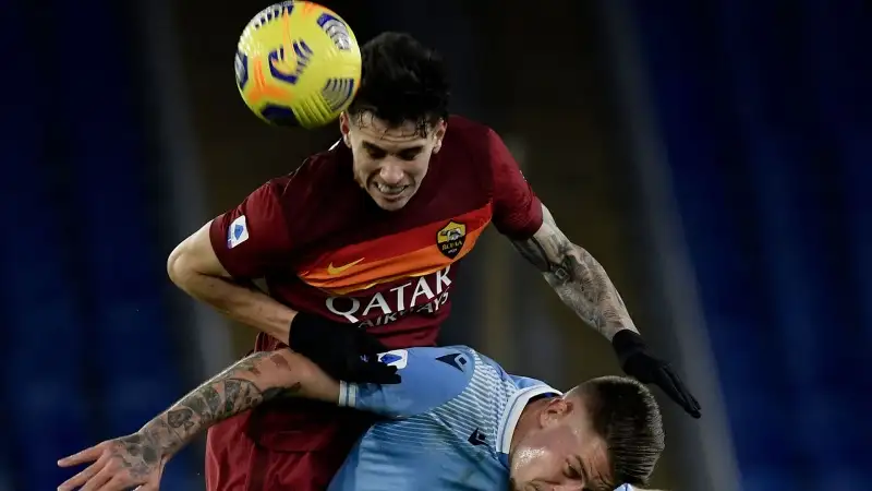 Ibanez 4: semplicemente disastroso, regalare un gol così in un derby è da stroncatura