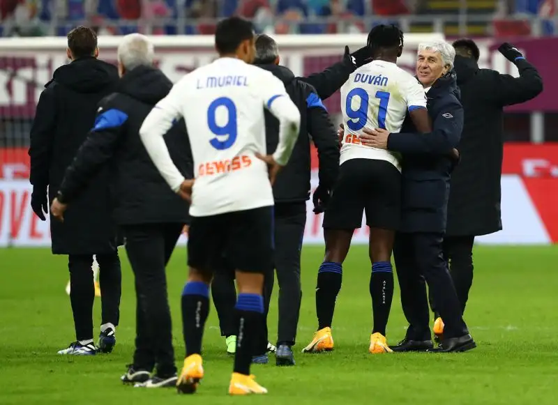Gosens 6,5: Assist per il primo gol, prova di forza a centrocampo. Il milan non trova l'antidoto nemmeno per lui