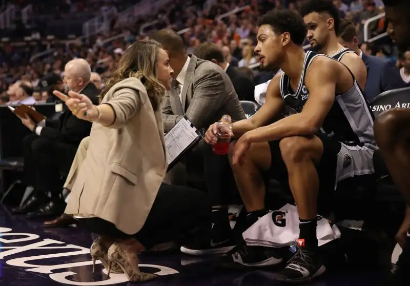 Ha vinto, da giocatrice, per due volte la NWBL, antenata della WNBA, e in quest'ultima Lega è stata sette volte all-star
