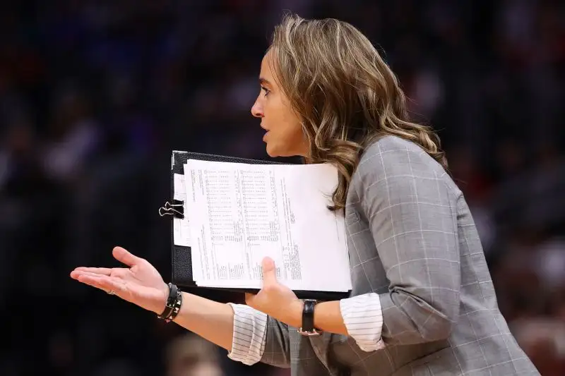 Diventata allenatrice, ha abbattuto le barriere di genere già nel 2015, come prima donna ad allenare una squadra della NBA Summer League, vincendo con gli Spurs il titolo del torneo estivo di Las Vegas al primo tentativo