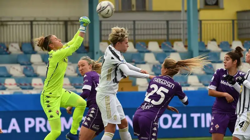 ...,sarà l'ennesima sfida infinita di un match che è già stato ribattezzato 'El Clasico' del calcio femminile italiano.