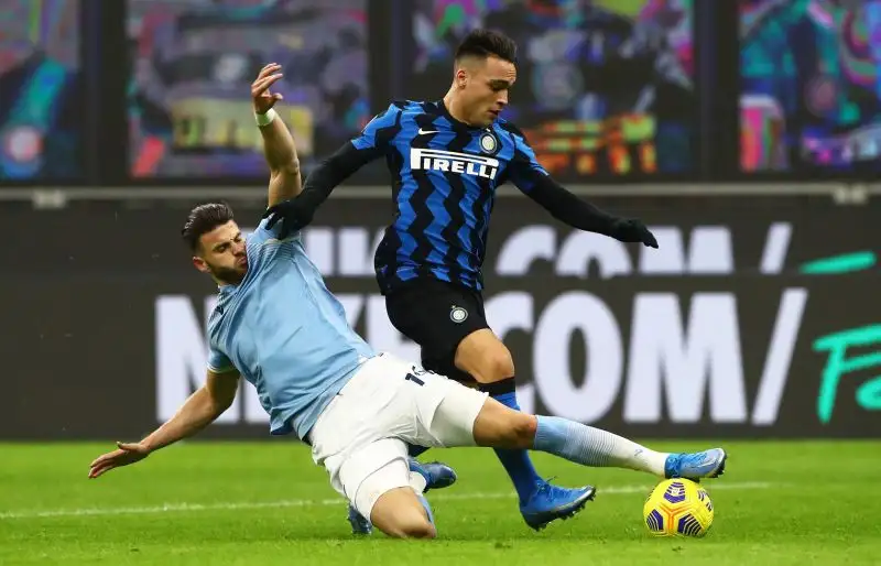 Hoedt 5: causa il rigore del vantaggio nerazzurro, viene sostituito all'intervallo