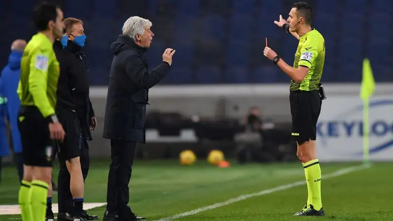 Nel primo tempo Gasperini si fa espellere.