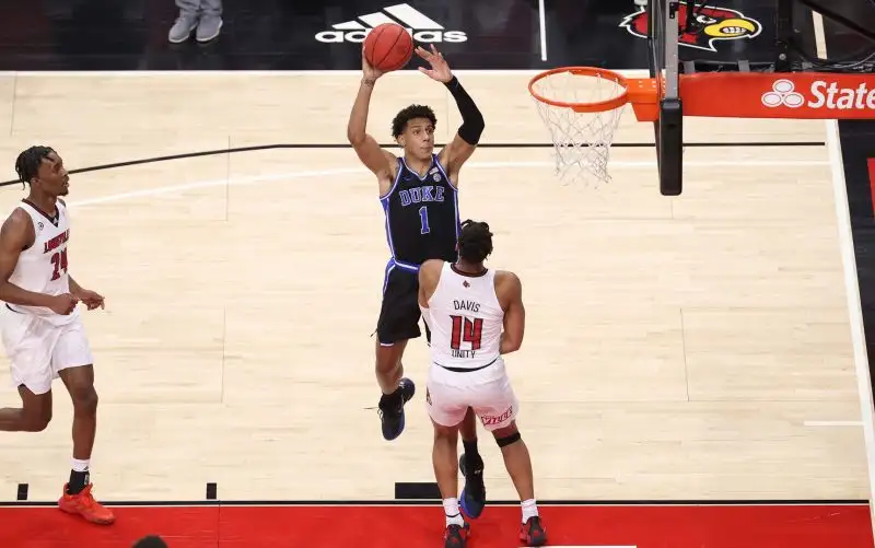 Jalen Johnson, ala piccola di Duke: fisico da atleta del decathlon. C'è da lavorare sulla componente tecnica, ma si adatterà meglio al gioco NBA di come si è adattato a quello collegiale. Ha già lasciato i Blue Devils, reduci da una stagione negativa per prepararsi al meglio al Draft