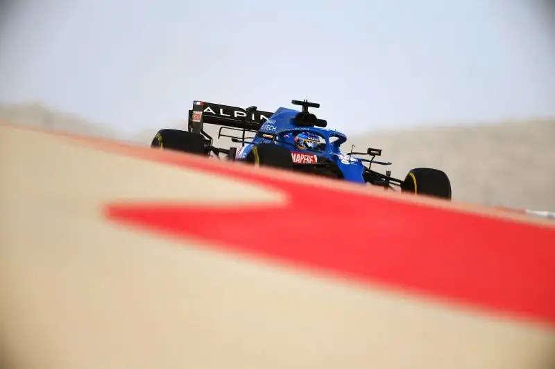 10 F. Alonso (Alpine) 1:32.339 a 2.050