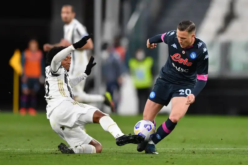 Zielinski 6: i colpi sono da talento purissimo. A volte sembra predicare nel deserto. Inascoltato
