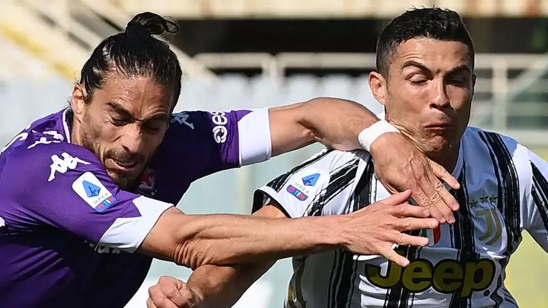 Caceres 6.5: ex bianconero non sbaglia partita, limitando molto Ronaldo