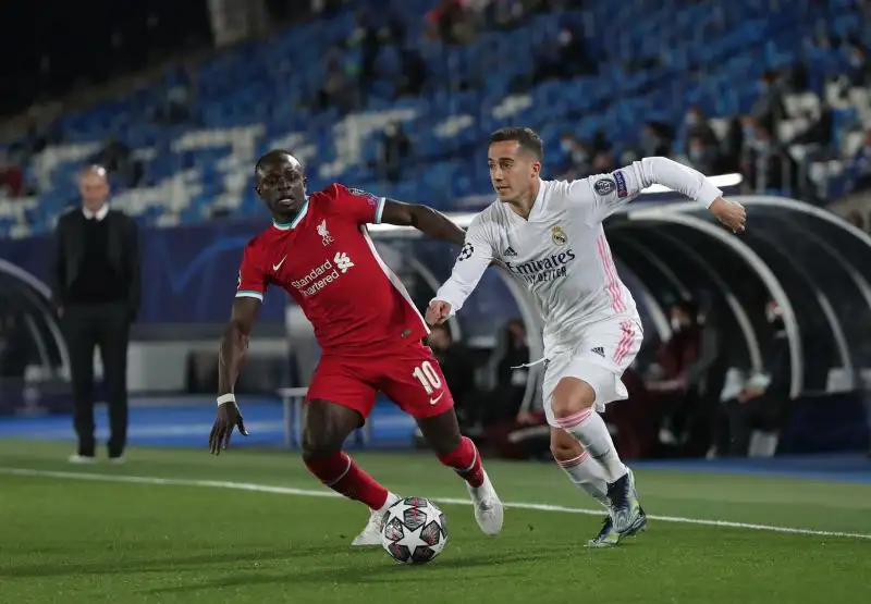 Dopo l'ora di gioco fioccano le occasioni: Kroos da una parte e Mané dall'altra per poco non si scrivono il loro nome nel tabellino dei marcatori