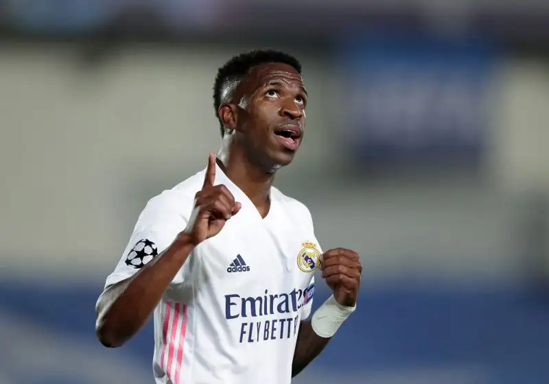  Lo fa però Vinicius, che al 65' chiude i conti su lancio del solito Modric e batte un incerto Alisson