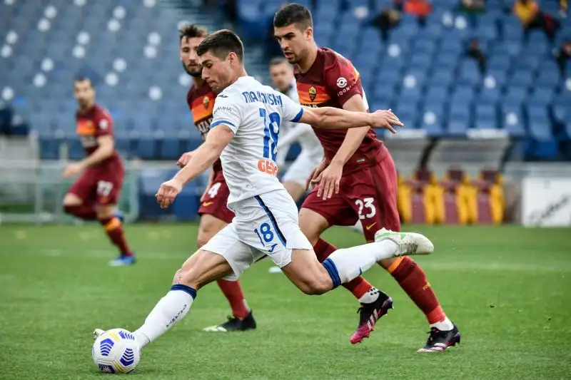 Malinovskyi manda in vantaggio la Dea al 26': cross teso di Gosens per l'ucraino che trova l'1-0
