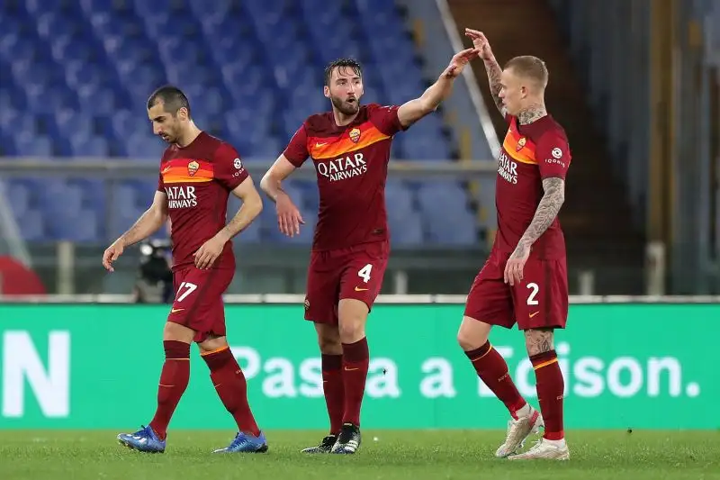 L'1-1 arriva al 75': Cristante sfonda centralmente e con una conclusione potente nell'angolino non dà scampo a Gollini