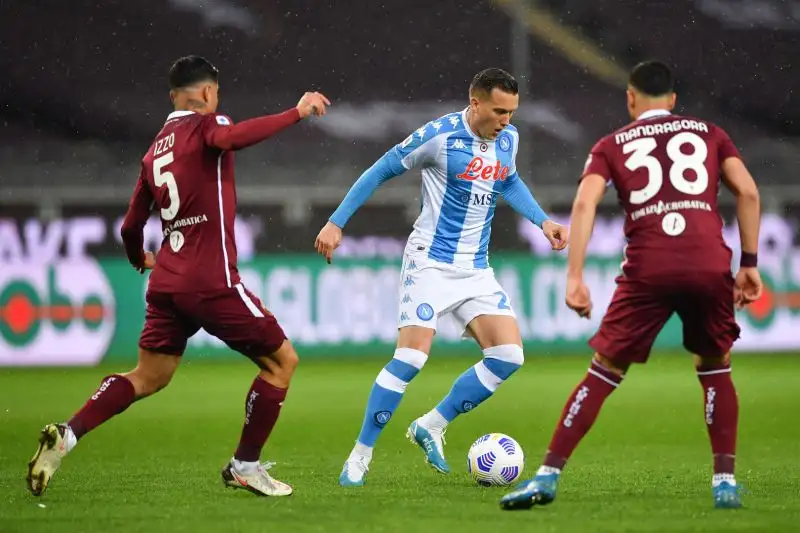 Prima dell'intervallo, Zielinski ha colpito il palo con un tiro da fuori area