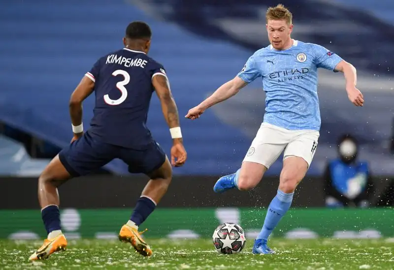 Il City, in pieno controllo, al 78' colpisce un palo con Foden, un minuto dopo è De Bruyne a sfiorare il tris