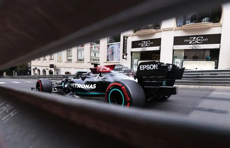 Appena settimo Lewis Hamilton, che ha evidenziato difficoltà per tutte le qualifiche
