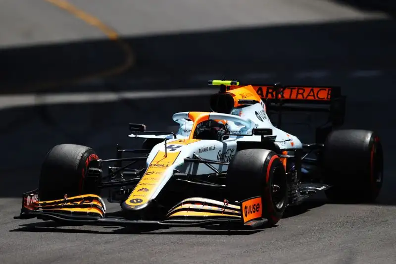 A completare il podio Norris, davanti a Perez e Vettel