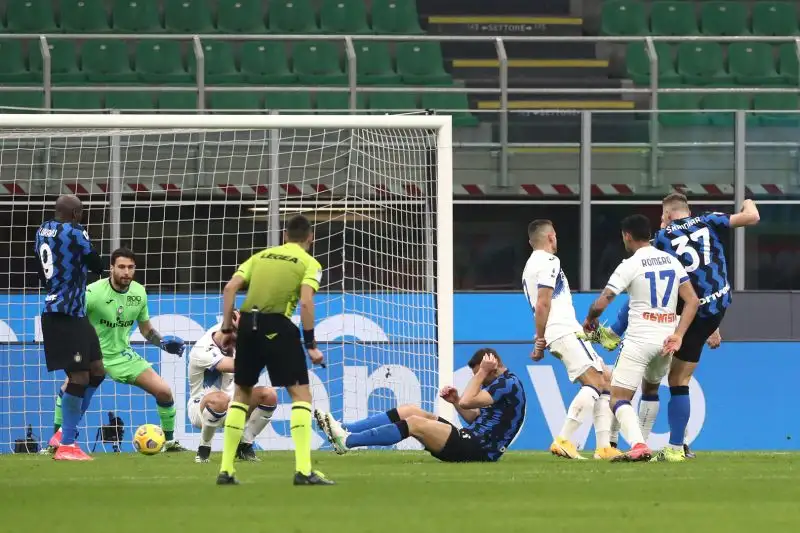 Contro l'Atalanta è bastato un gol di Skriniar per consolidare il primato, frutto di una serie di undici vittorie di fila