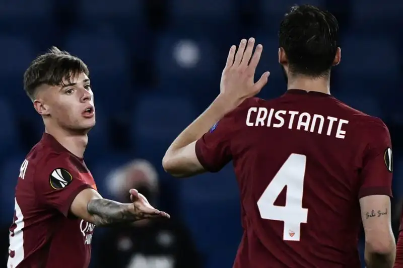 Nel finale Zalewski all'esordio ha firmato il 3-2 in favore dei giallorossi, comunque eliminati