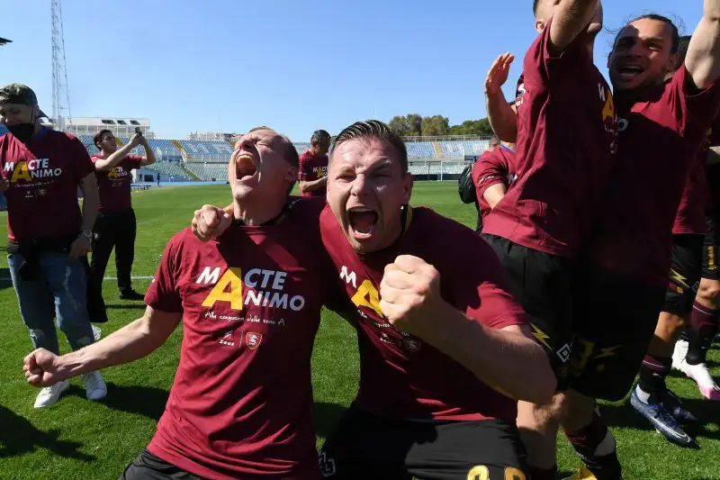 Al triplice fischio dello stadio Adriatico è esplosa la festa