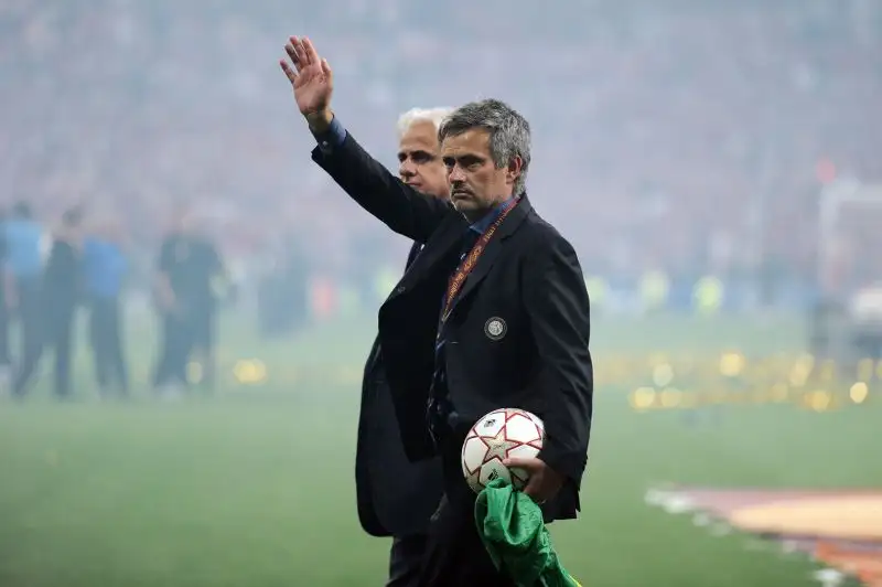 Il portoghese se ne era andato dopo avere vinto la Champions League con l'Inter