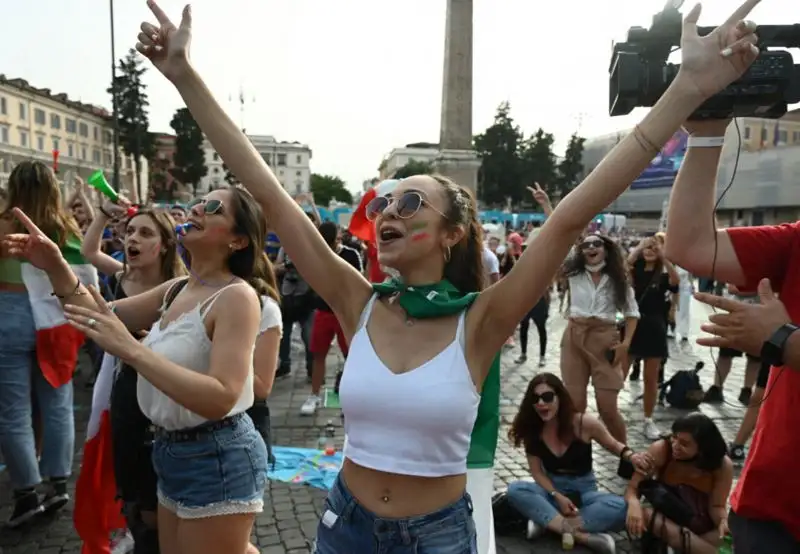 Due belle ragazze italiane