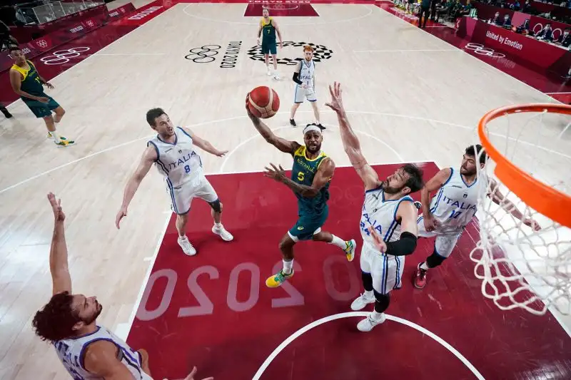 Fontecchio (top scorer assoluto con 22 punti) e compagni hanno ben contenuto il temutissimo Mills