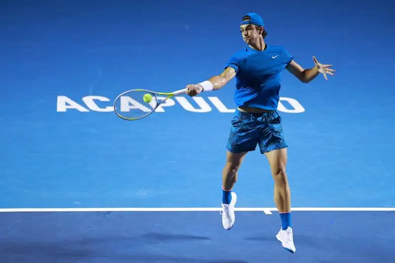 Tra gli Under 18 ha vinto sette titoli, tra cui gli Australian Open nel 2019, all'età di 16 anni