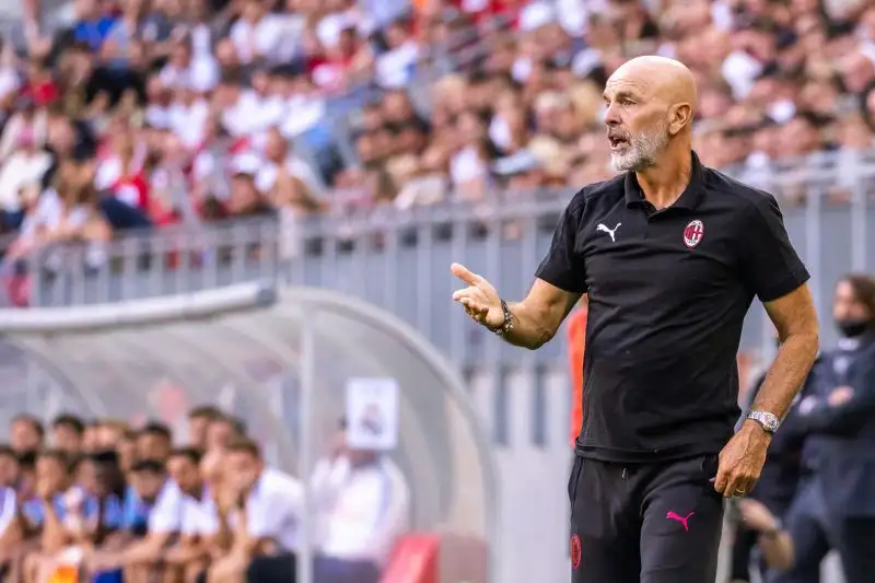 Dopo una stagione sempre ai vertici della Serie A e la conquista del ritorno in Champions League, i rossoneri proseguono il proprio cammino ancora con Stefano Pioli
