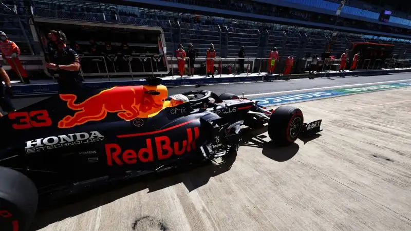 Quello avvenuto al GP di Monza tra i due contendenti per il titolo è un incidente che ha fatto molto discutere