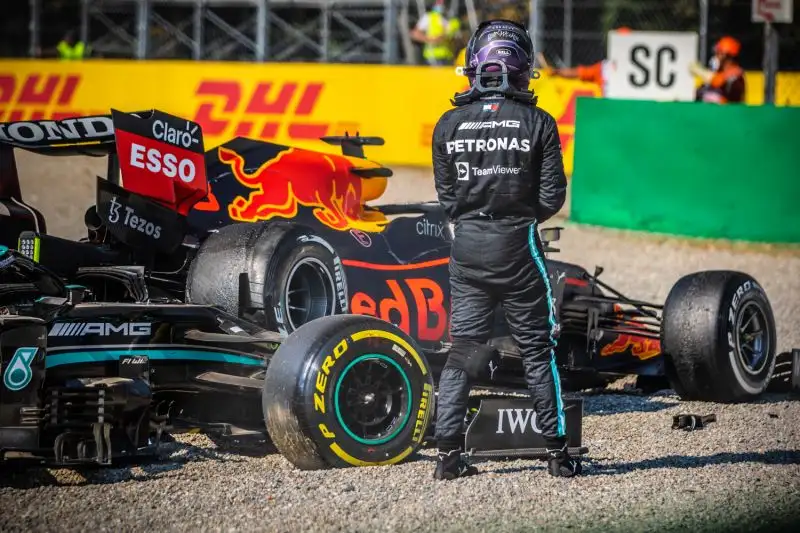 Le monoposto non hanno più potuto muoversi