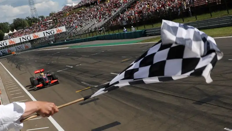 Hungaroring 2009, il primo successo stagionale è anche il primo successo di una monoposto equipaggiata con il KERS