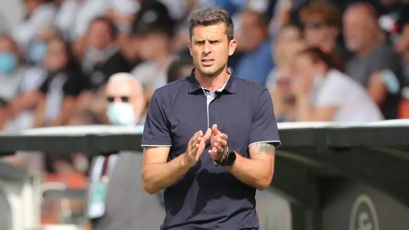 Thiago Motta 6: la sua squadra lotta con tutte le forze contro una formazione superiore