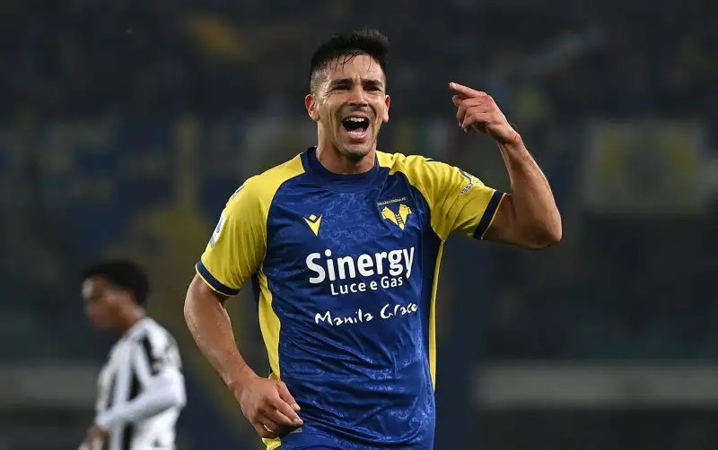 Simeone 8: altra partita stratosferica per il figlio d'arte, che segna due gol da urlo.