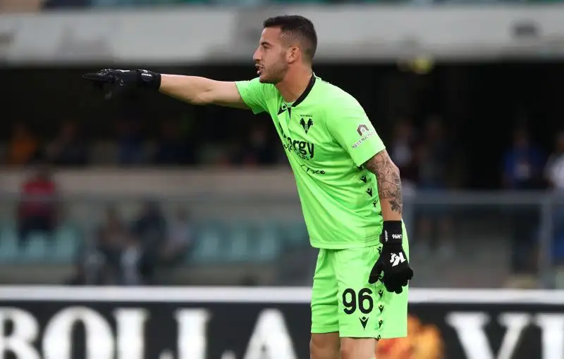 Montipò 7: decisivo su Dybala nel finale di partita.