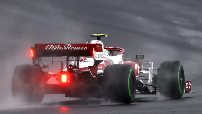 Antonio Giovinazzi 6.5: grande impegno per il pugliese, che vuole dimostrare di essere da F1