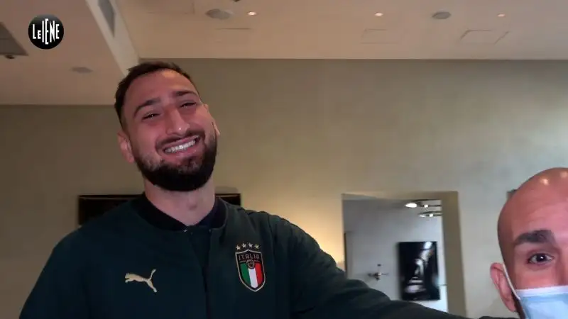 "Vorrò sempre bene ai tifosi milanisti. Sarò sempre un cuore rossonero", ha aggiunto il portiere della Nazionale