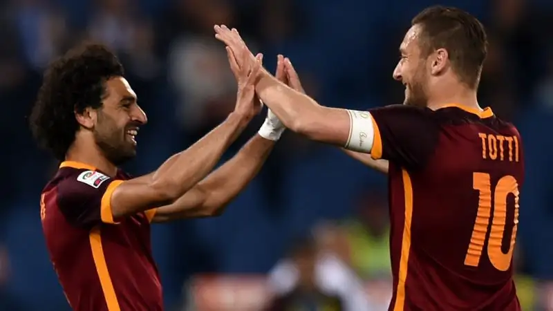 Mohamed Salah, in un'intervista del quotidiano L'Equipe, ha nominato Francesco Totti come uno dei suoi idoli da bambino