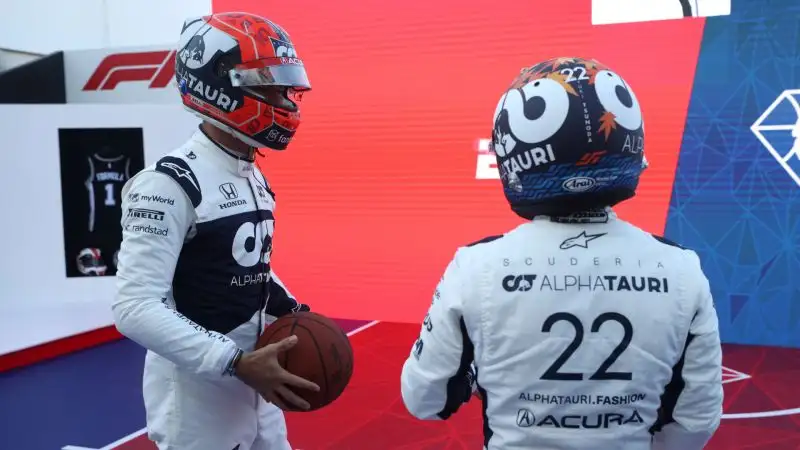C'è chi ha preso molto seriamente la sfida, come Yuki Tsunoda e Pierre Gasly