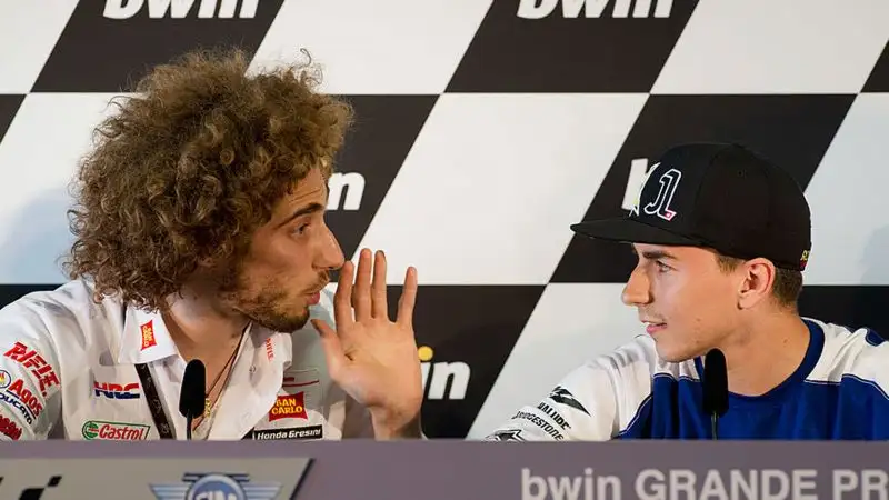 Uno scontro verbale con Jorge Lorenzo, con cui c'era stato più di un attrito