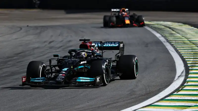 "Sul duello con Verstappen non ho molto da dire, ho pensato solo a correre" ha invece detto Lewis Hamilton