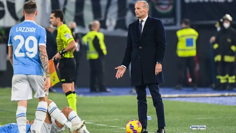 Allegri 6: dopo un buon avvio degli avversari, il cambio di modulo dovuto all'uscita di Danilo nei minuti inziali e il primo rigore facilitano il gioco dei suoi