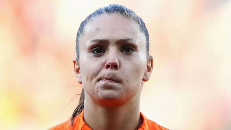 Con la nazionale ha conquistato un europeo nel 2017 e una Algarve Cup nel 2018