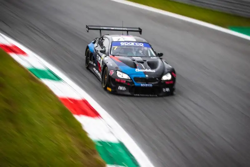 Grandi emozioni per gli spettatori in Autodromo ma anche per quelli che seduti sul divano di casa hanno seguito l 'ACI Racing Weekend. Foto di Cristian Lovati