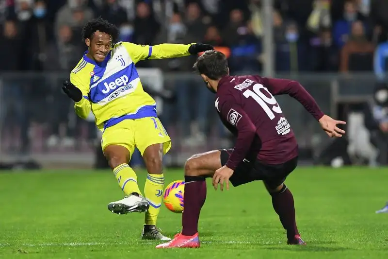 Cuadrado 6: gara ordinata, senza grandi acuti
