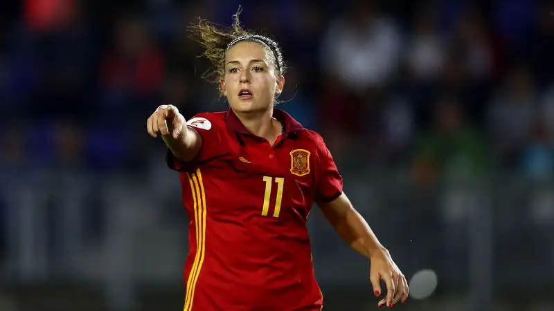 Ha esordito con la nazionale spagnola nel 2013 

