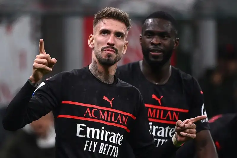 Samu Castillejo (SPA, centrocampista) dal Milan al Genoa