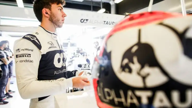 Pierre Gasly 7.5: più costante del compagno Tsunoda, quasi sempre finisce in zona punti