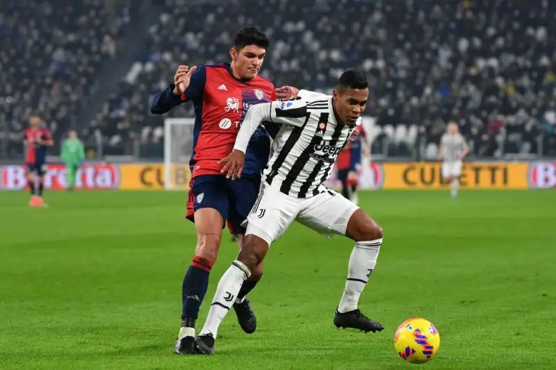 Alex Sandro 5. Concede una clamorosa occasione agli ospiti con un errore non da grande giocatore.