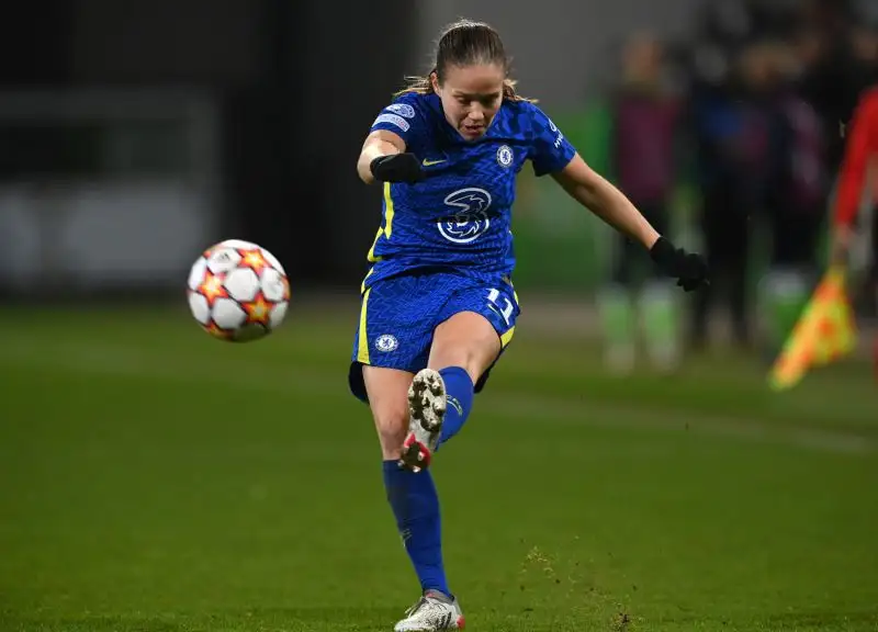 Nel 2017 ha firmato un contratto con il LSK Kvinner
